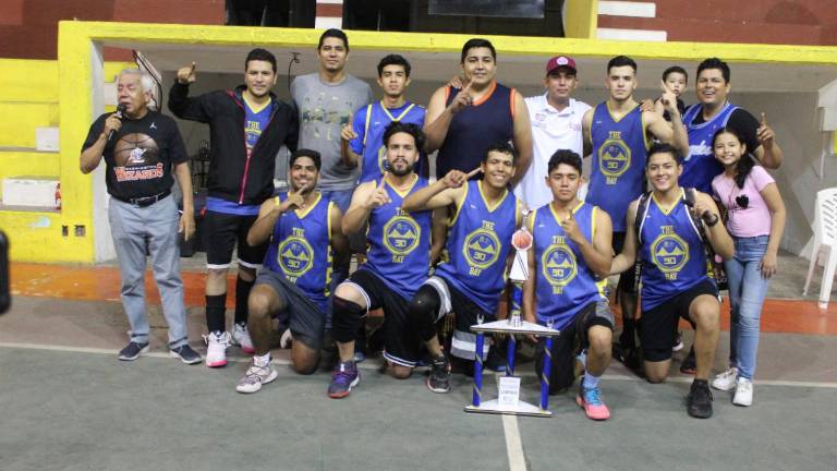 Mariscos Los Tapos se lleva la corona de Segunda Fuerza.