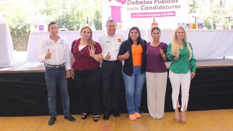 Ulises Milán, Rosario Sarabia, Ramón Moreno, Ana Luisa Bautista, Rebeca Velarde y Fernanda Oceguera.