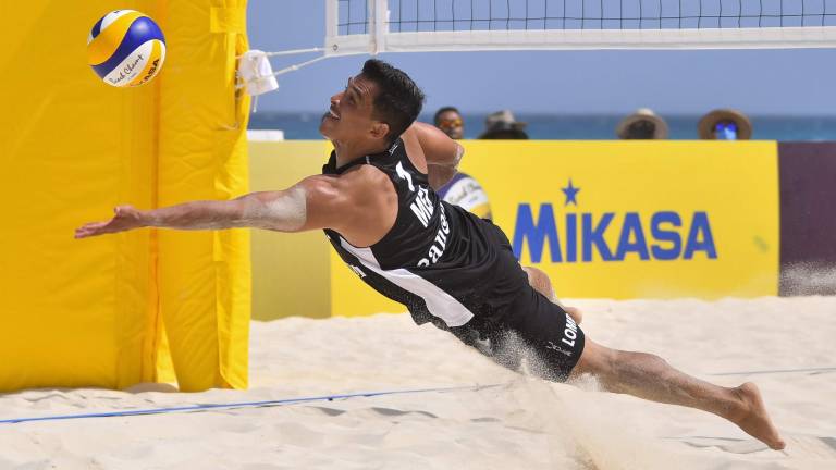 Lombardo Ontiveros en su duelo ante Italia.