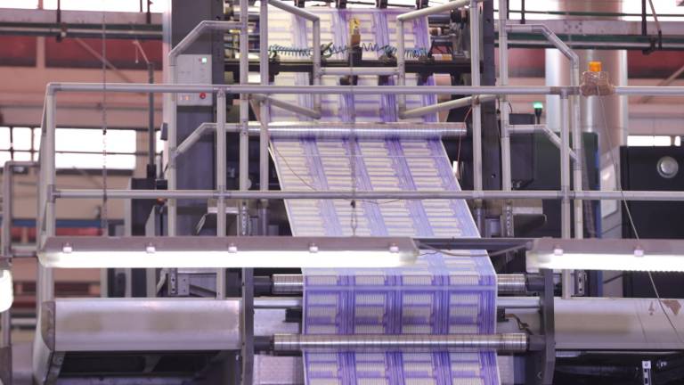 El Instituto Nacional Electoral ya comenzó con la impresión de las boletas electorales para la elección judicial.