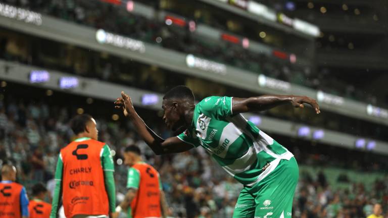Santos Laguna se quedó dramáticamente con los tres puntos en casa.
