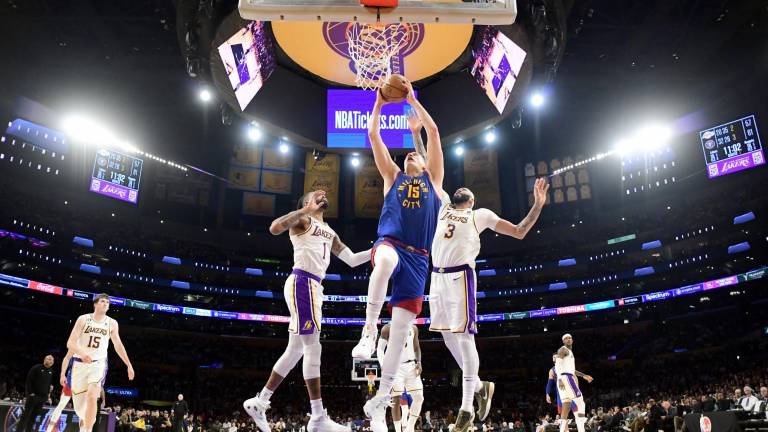 Denver Nuggets tuvo una primera mitad infernal.