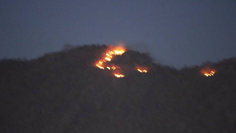 La parte de lo que le llaman la cabeza del águila es donde se registró el incendio.