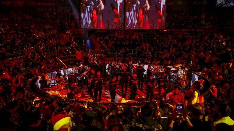 Banda MS llegó al Palenque 2023 para compartir sus éxitos con los culiacanenses.