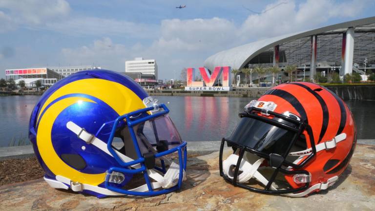 Los Ángeles Rams y Cincinnati Bengals buscarán quedarse este domingo 13 de febrero el trofeo Vince Lombardi.