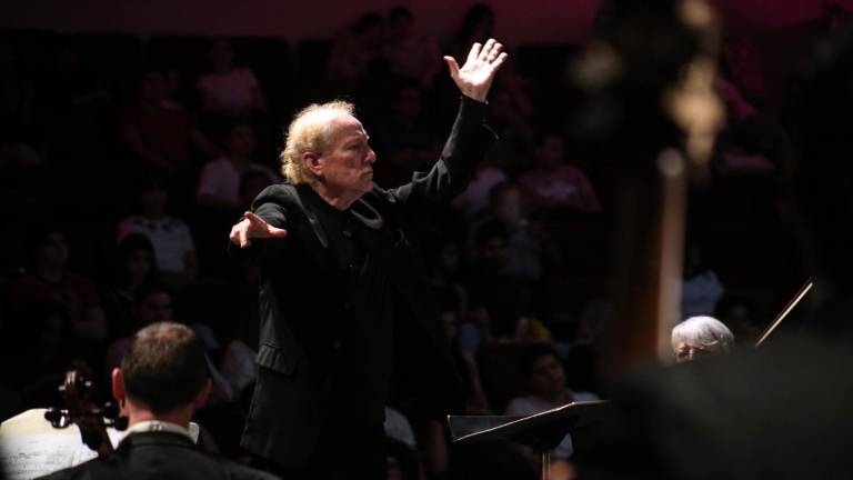 Enrique Diemecke fue el director invitado.