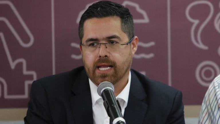 Cuitláhuac González Galindo dijo que trabajan en que las unidades tengan un mejor abasto de medicamentos.