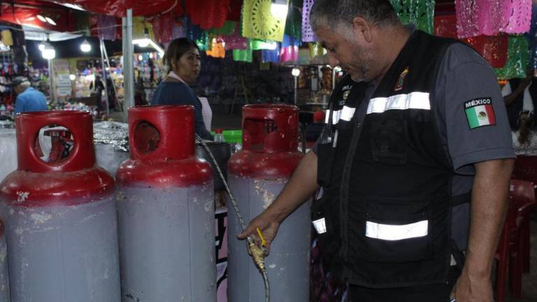 Se ha registrado un solo conato de incendio en un local de comida pero gracias a la rápida actuación este fue controlado debidamente.