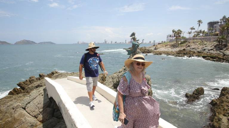 Esta semana han llegado a Mazatlán turistas a bordo de cruceros.
