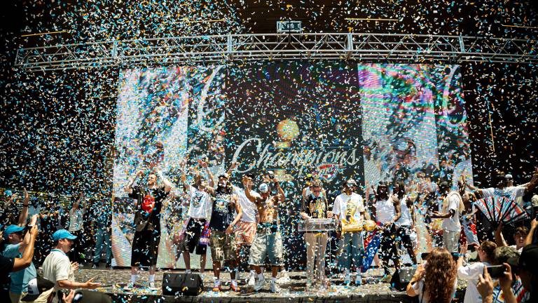 Oklahoma City celebró en grande el título logrado la noche del domingo por el Thunder.