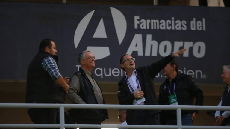 Ricardo Salinas visitó el Kraken.