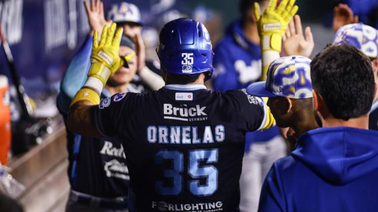 Charros se apropia de la serie.