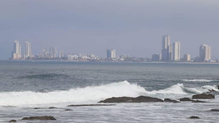 En Mazatlán fue restringida la navegación debido a la presencia de neblina.