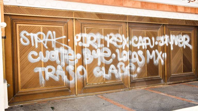 La casa del vecino amaneció con pintas de grafiti.