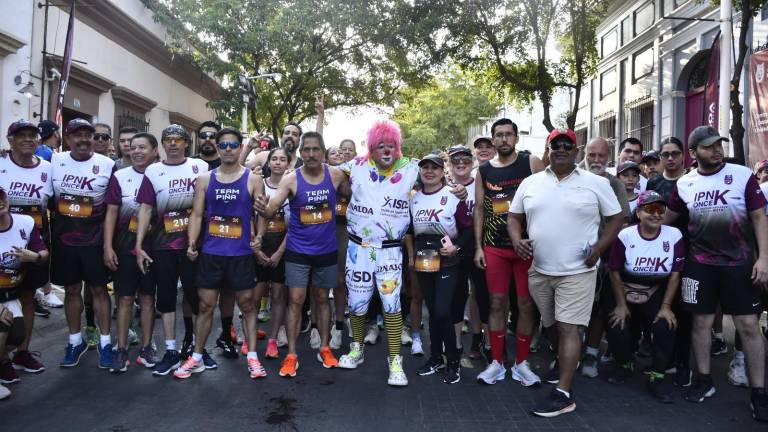Unos 400 participantes reunió la carrera.
