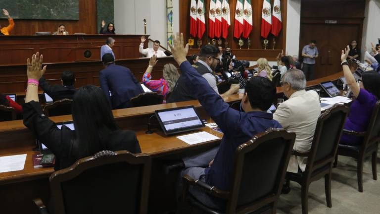 El Congreso de Sinaloa avaló la reforma que permite al Gobierno de México retomar el control de las vías férreas para el servicio de pasaje.