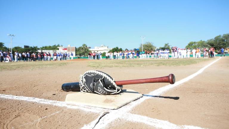 Son 16 los equipos que participan en la justa.