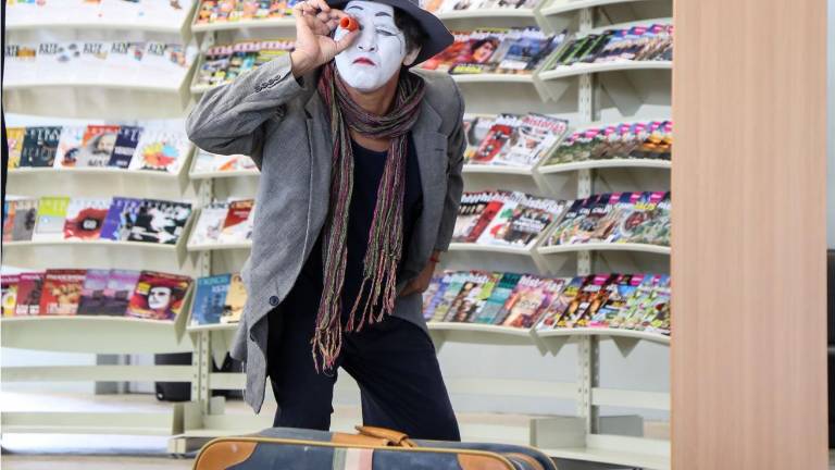 La Compañía Estatal de Teatro de Calle.