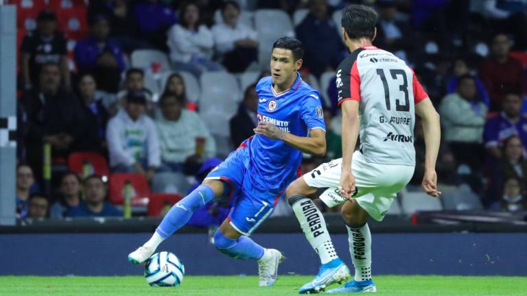 Cruz Azul se mete a puestos de repechaje.
