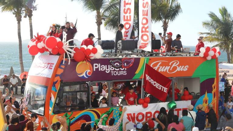 Datemex participó también en el segundo desfile del Carnaval de Mazatlán 2025.