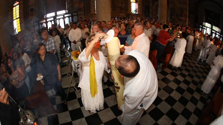 La Solemne vigilia de Resurrección del Señor esta prevista para el Sábado Santo.