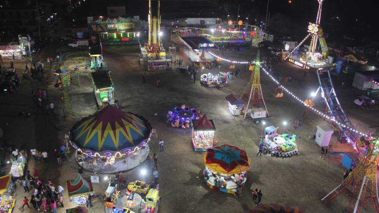 La Alcaldesa de Rosario, Claudia Liliana Valdez Aguilar, destaca que la Feria de la Primavera tuvo buenos resultados.