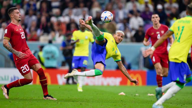 La hermosa tijera de Richarlison se lleva la distinción.