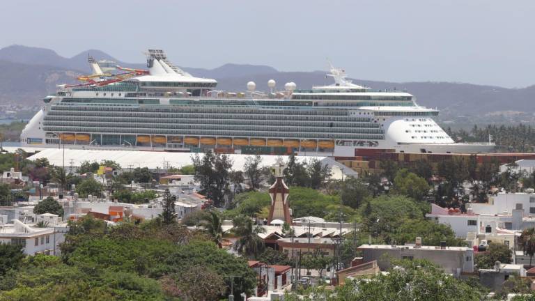 La última semana de mayo cerrará en Mazatlán con la llegada de 10 mil cruceristas a bordo de dos buques.