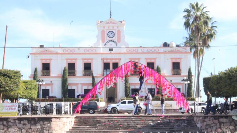 En Rosario Gobierno Municipal organiza festejos por San Valentín.