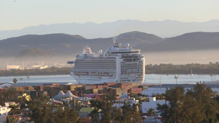 Uno de los cruceros que llegó recientemente a Mazatlán.
