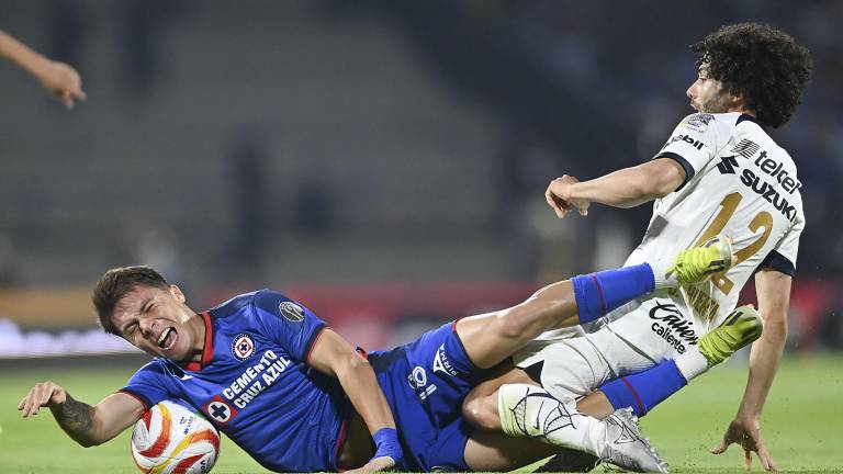Cruz Azul domina a Pumas en CU.