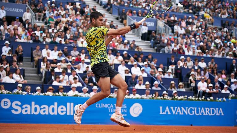 Carlos Alcaraz se quedó con el título de campeón en Barcelona.