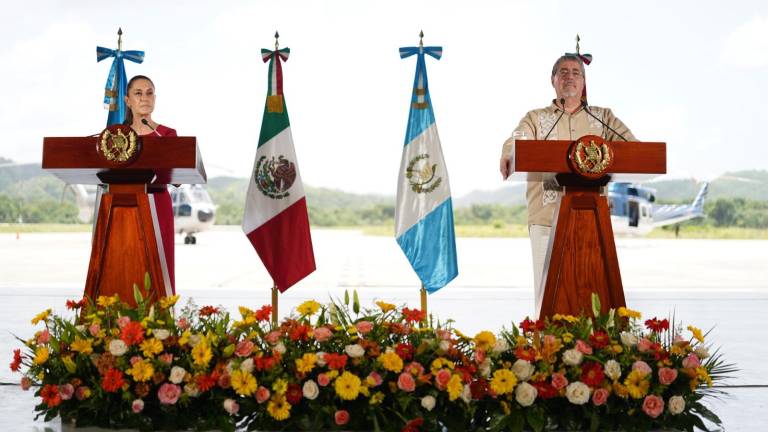 La Presidenta de México Claudia Sheinbaum Pardo y el Presidente de Guatemala, César Bernardo Arévalo de León, en conferencia conjunta.