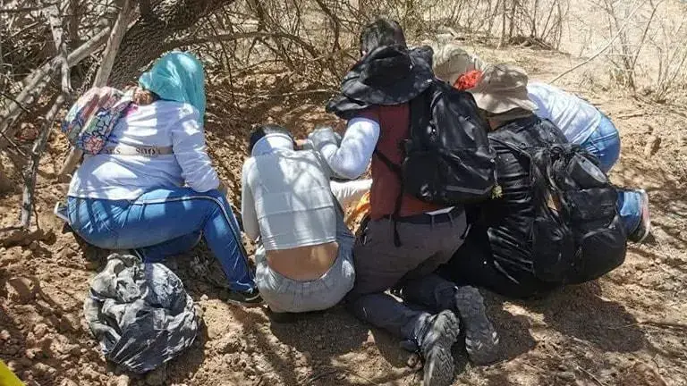 Según información compartida a los colectivos, de los 17 cuerpos localizados ya se han identificado 13, mientras que cuatro permanecen sin reconocer.