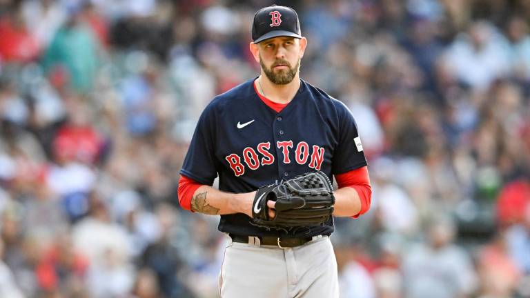 James Paxton ayudaría en la parte trasera de la rotación de abridores de los Dodgers.