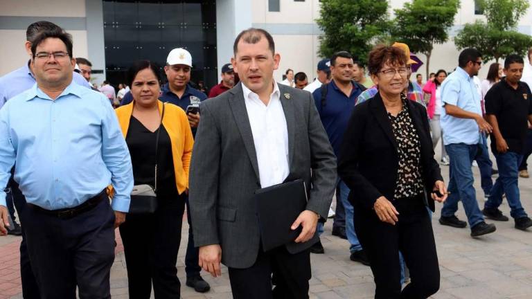 Robespierre Lizárraga fue nombrado este martes Secretario General de la Universidad Autónoma de Sinaloa.