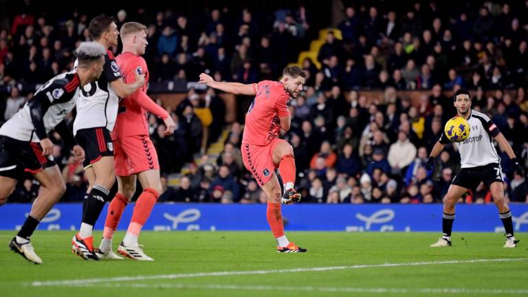 Everton y Fulham terminaron sin goles en Londres.