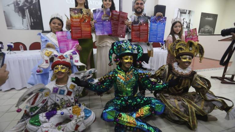 Los integrantes de la realeza del Carnaval 2025 “La Perla”, dieron a conocer las convocatorias a los diferentes reinas, concursos y premios cultural de la edición 2026 de la máxima fiesta del puerto.