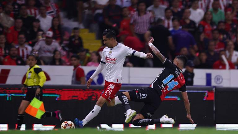 Atlas y Chivas empatan a tres goles en el Jalisco.