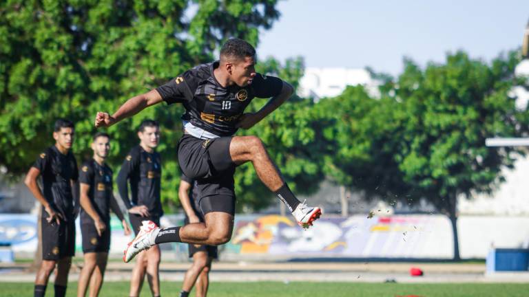 Dorados apenas suma 9 puntos en el torneo.