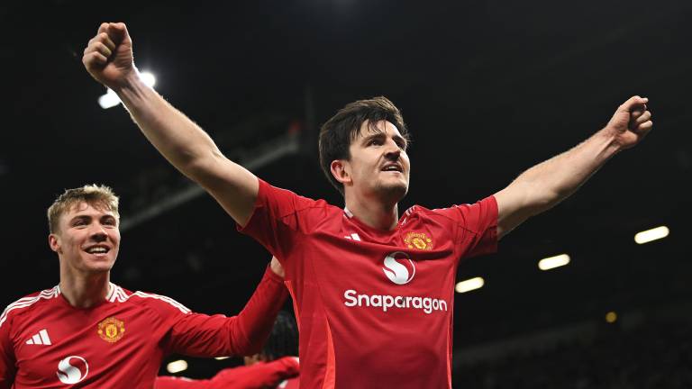 Harry Maguire marca el gol del triunfo.