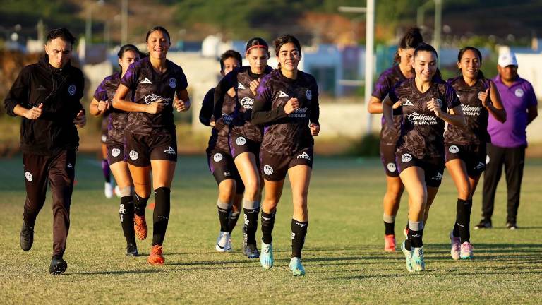 Las jugadoras de Mazatlán FC tuvo su primer día de preparación rumbo al Clausura 2024.