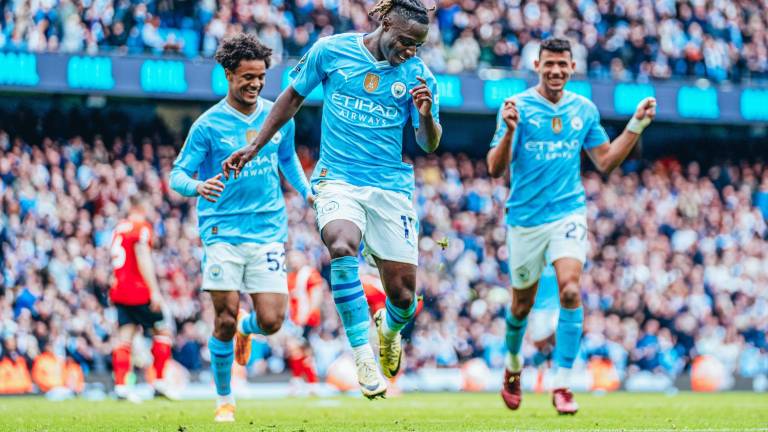 Manchester City sacó el resultado positivo que lo coloca, momentáneamente, como líder de la Premier League.