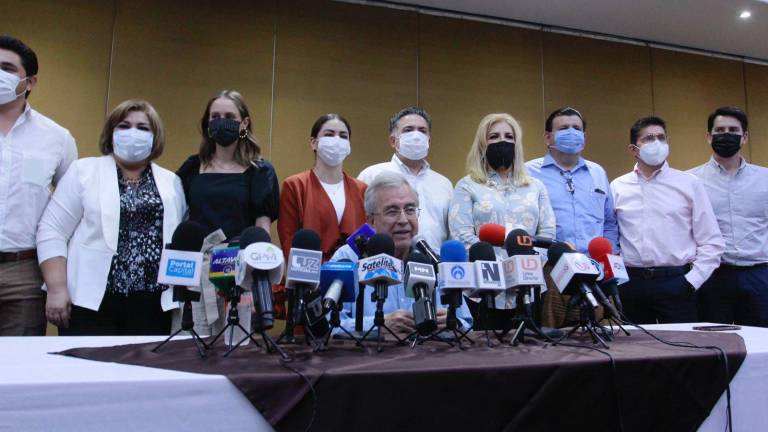 El miércoles, Rubén Rocha Moya presentó a su Gabinete.