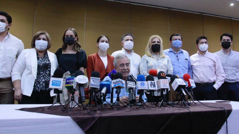 Rubén Rocha Moya, Gobernador electo, presentó a su equipo de transición.