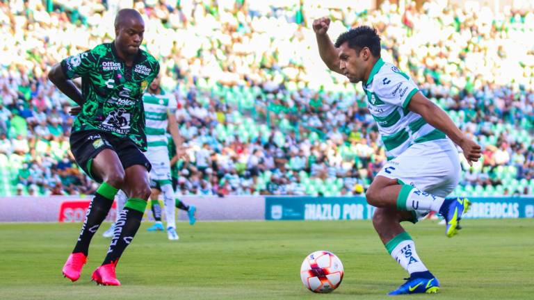 Santos y León se repartieron puntos en la Laguna.