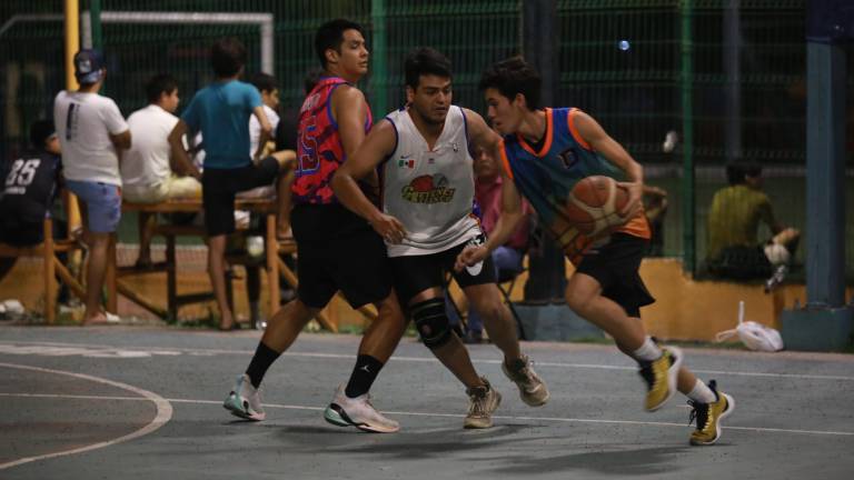 La cancha de Casa Hogar albergó la final mixta del Torneo de Baloncesto de Segunda Fuerza.
