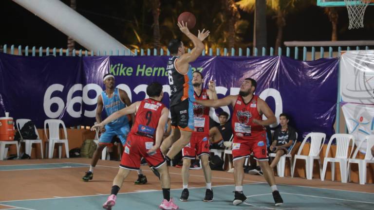 Delfines de Mazatlán saca contundente victoria ante Diablos Negros.