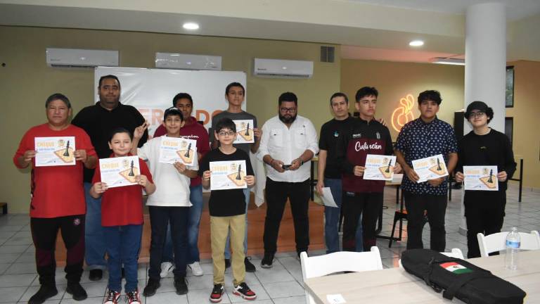 Al final del torneo, los ganadores de las tres categorías recibieron sus premios.