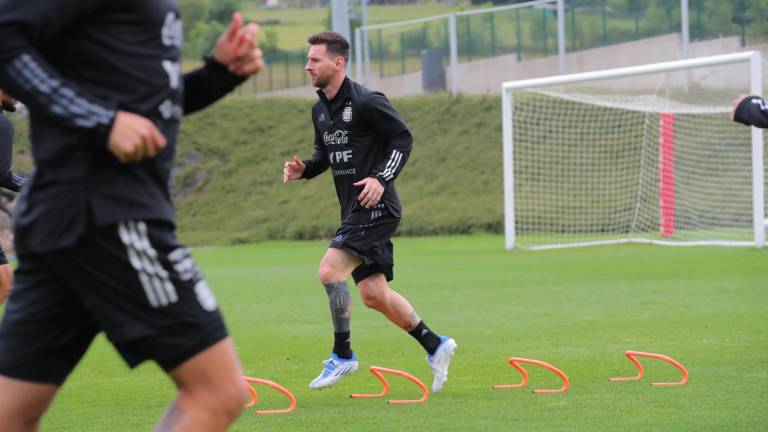 Lionel Messi tuvo un juego para el recuerdo el pasado domingo al anotar cinco goles por Argentina.